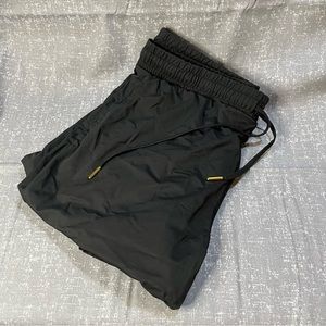Zyia Joggers - Large